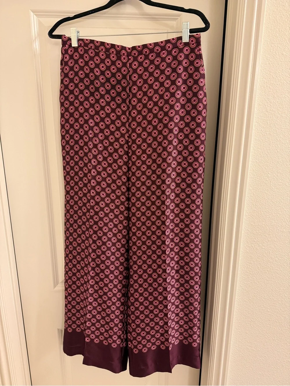 Ann Taylor Plum Geometric Wide-Leg Satin Pants - Picture 2 of 4